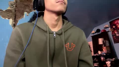 Snapshot of babyd0103 chatting on 12/20/24, 01:25 babyD online show from 12/20/24, 01:25