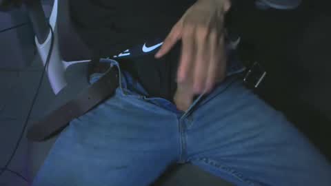 Snapshot of babyd0103 chatting on 09/17/25, 09:27 babyD online show from 09/17/25, 09:27