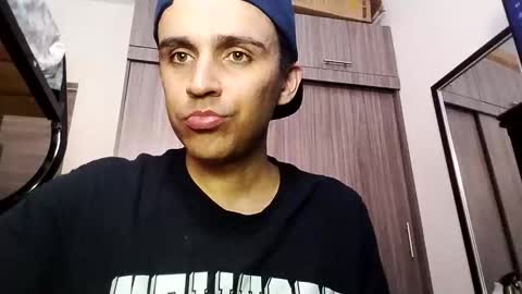 Snapshot of babydarkpink chatting on 11/02/25, 09:17 Dani online show from 11/02/25, 09:17