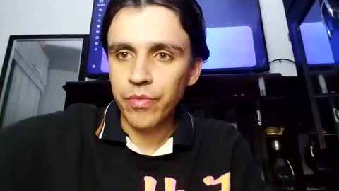 Snapshot of babydarkpink chatting on 11/16/25, 07:14 Dani online show from 11/16/25, 07:14