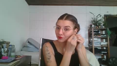 babydemon6 online show from 09/19/25, 12:28