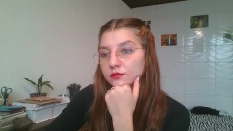 Snapshot of babydemon6 chatting on 12/01/25, 01:27 babydemon6 online show from 12/01/25, 01:27