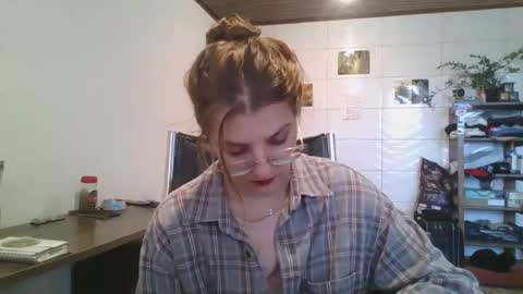 Snapshot of babydemon6 chatting on 04/29/26, 06:14 babydemon6 online show from 04/29/26, 06:14