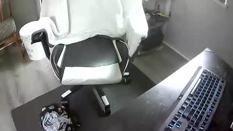 Snapshot of babyface603592 chatting on 10/19/25, 03:01 babyface603592 online show from 10/19/25, 03:01