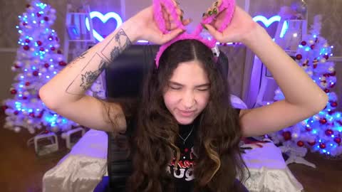 Sasha online show from 12/25/24, 11:10