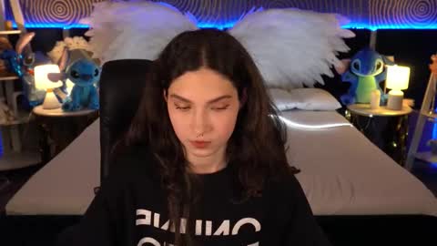 Sasha online show from 11/19/25, 08:42