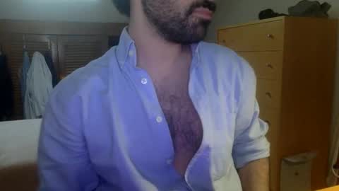 Snapshot of babyhardy chatting on 05/26/26, 10:55 Tom A. online show from 05/26/26, 10:55