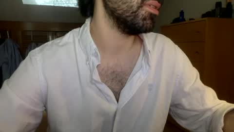 Snapshot of babyhardy chatting on 06/20/26, 10:40 Tom A. online show from 06/20/26, 10:40