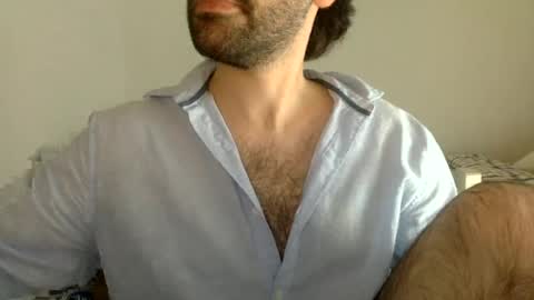 Snapshot of babyhardy chatting on 06/25/26, 02:32 Tom A. online show from 06/25/26, 02:32