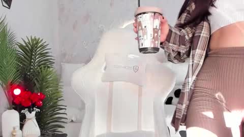 Snapshot of babyisperfect chatting on 09/09/25, 03:17 Sophia online show from 09/09/25, 03:17