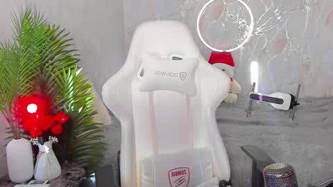 Sophia online show from 02/13/26, 03:57