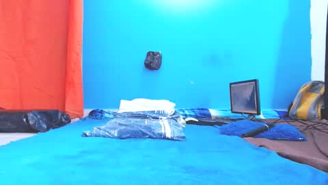 Snapshot of babyjhony chatting on 12/01/24, 04:29 Jhony Naughty Skater online show from 12/01/24, 04:29