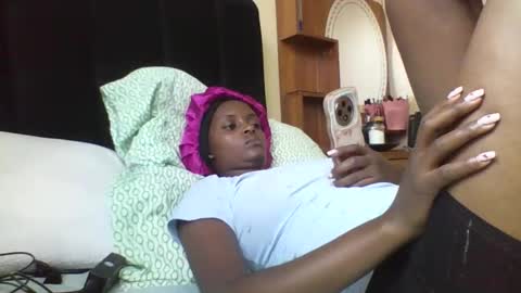 Babylisah online show from 11/26/25, 11:33