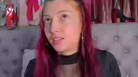 Snapshot of babylissie chatting on 09/08/25, 02:16 babylissie online show from 09/08/25, 02:16