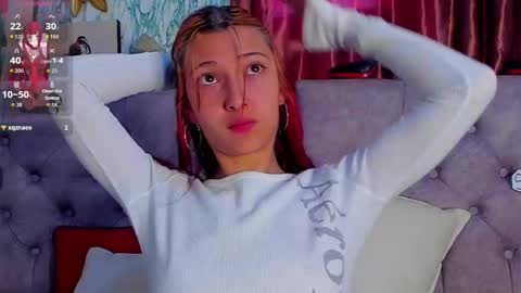 Snapshot of babylissie chatting on 09/26/25, 01:59 babylissie online show from 09/26/25, 01:59