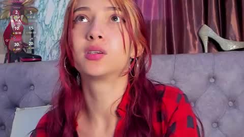 Snapshot of babylissie chatting on 10/03/25, 01:08 babylissie online show from 10/03/25, 01:08