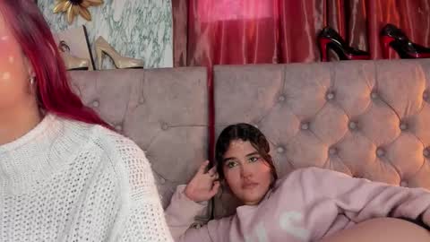 Snapshot of babylissie chatting on 12/19/25, 04:03 babylissie online show from 12/19/25, 04:03