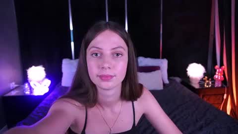 Snapshot of babylumii chatting on 07/01/26, 01:02 Lady Vi online show from 07/01/26, 01:02