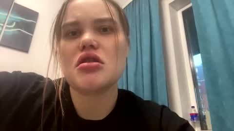 babymeow17 online show from 11/17/25, 01:17