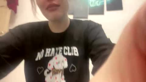 babymeow17 online show from 11/24/25, 11:21