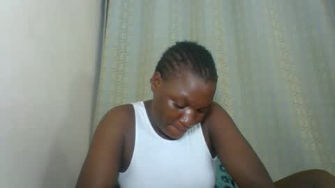 Snapshot of babymolly2 chatting on 11/15/25, 06:37 Rossy Kwekwe online show from 11/15/25, 06:37