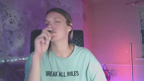 Sonya online show from 09/12/25, 01:06