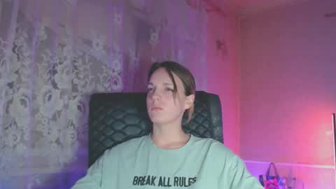 Sonya online show from 11/06/25, 08:43