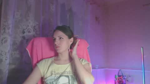 Snapshot of babymuro4ka chatting on 02/13/26, 06:26 Sonya online show from 02/13/26, 06:26