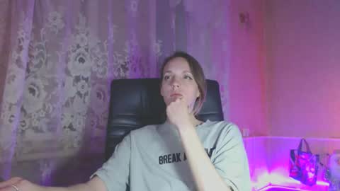 Sonya online show from 04/18/26, 07:07