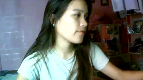 Snapshot of babypinaygirl chatting on 06/15/26, 02:19 babypinaygirl online show from 06/15/26, 02:19