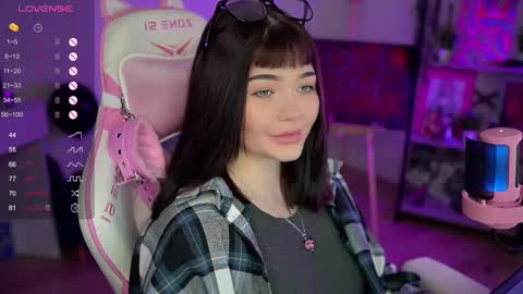 Nika online show from 12/04/24, 11:02