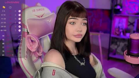 Nika online show from 12/15/24, 11:09