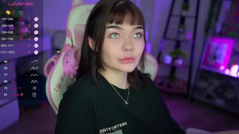 Nika online show from 02/02/25, 11:00