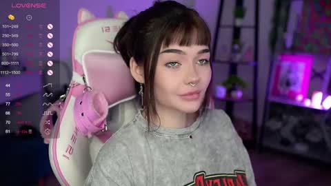 Nika online show from 02/06/25, 11:15