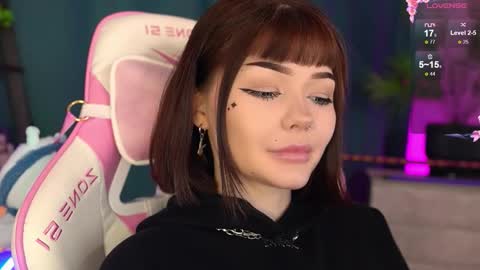 Nika online show from 10/02/25, 09:33