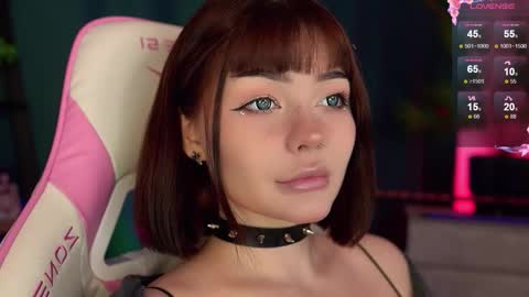 Nika online show from 10/17/25, 06:16