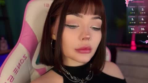 Nika online show from 10/24/25, 06:32