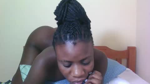 PRISCILLAH online show from 11/13/25, 07:57