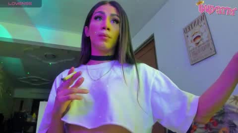 Snapshot of babysitterts chatting on 11/13/25, 04:00 babysitterts online show from 11/13/25, 04:00