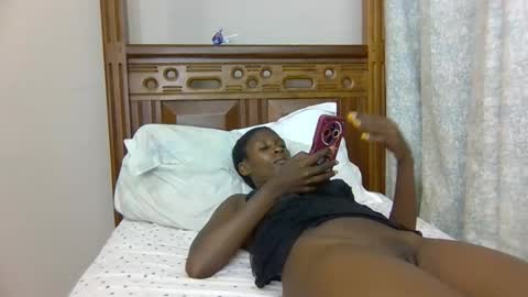 babytylerr online show from 10/28/25, 02:26