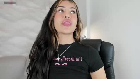 Snapshot of babyyfortune_ chatting on 11/26/25, 08:54 babyyfortune_ online show from 11/26/25, 08:54