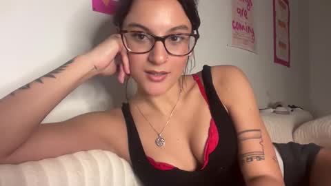 babyyolyy online show from 03/12/26, 02:39
