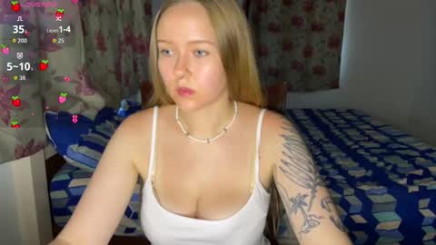 Snapshot of babyytonight chatting on 11/02/25, 02:36 NEXT STREAM  1AM GMT3  Alice    online show from 11/02/25, 02:36