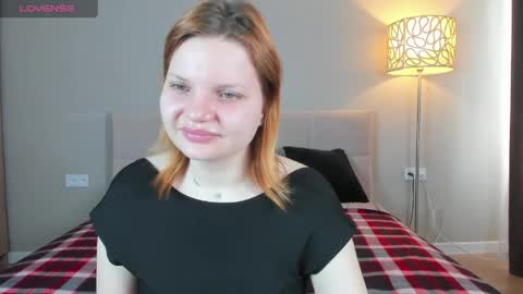 babyyulli online show from 05/01/26, 01:54