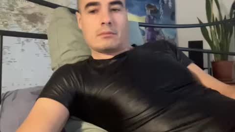 Snapshot of bach77 chatting on 01/03/25, 10:41 bach online show from 01/03/25, 10:41