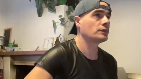 Snapshot of bach77 chatting on 02/03/25, 03:06 bach online show from 02/03/25, 03:06