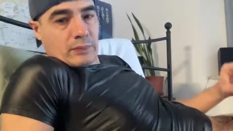 Snapshot of bach77 chatting on 02/24/25, 10:26 bach online show from 02/24/25, 10:26