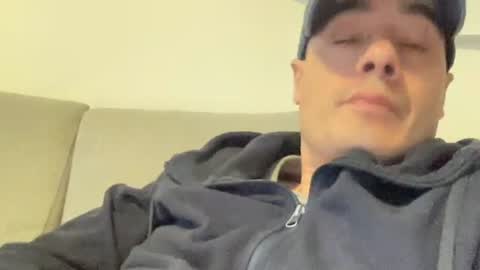 Snapshot of bach77 chatting on 02/24/25, 03:09 bach online show from 02/24/25, 03:09