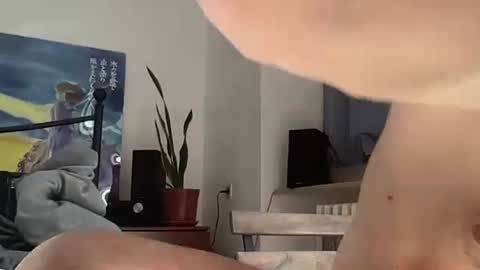 Snapshot of bach77 chatting on 03/05/25, 08:54 bach online show from 03/05/25, 08:54