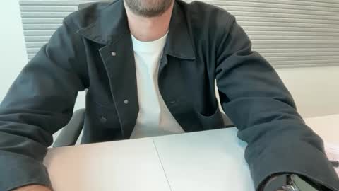 backtoureon online show from 05/06/26, 07:24